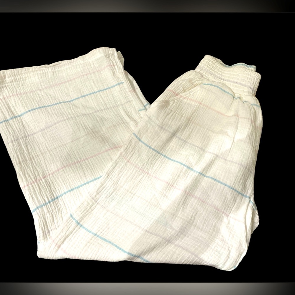 Vintage Havana cotton wide leg pants super cute.